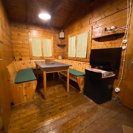Chalet Woods Etna Ragalna